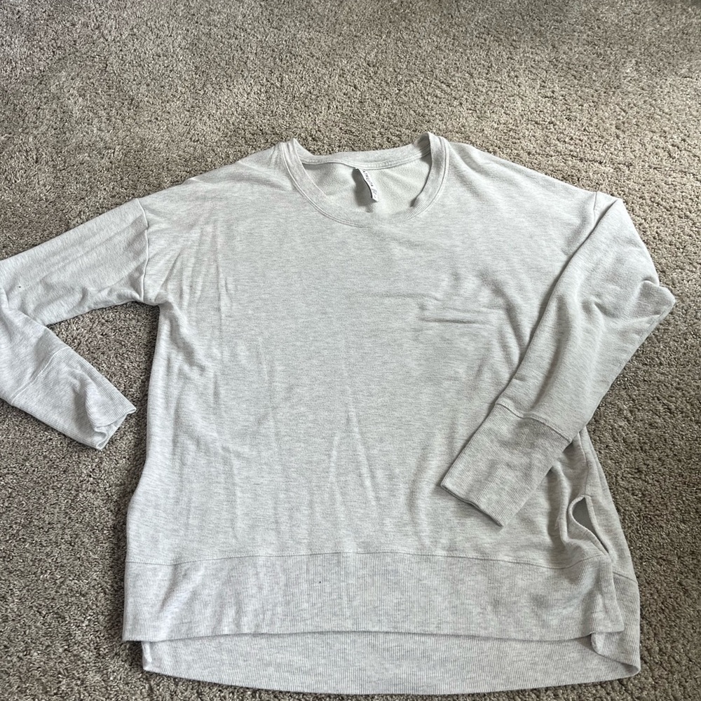 Athleta Heather Gray Crew Neck Sweatshirt